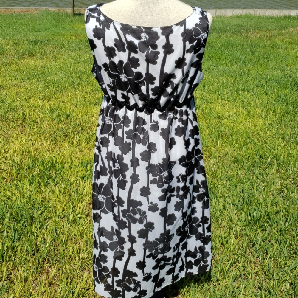 M.S.S.P Dress - Picture 3 of 3